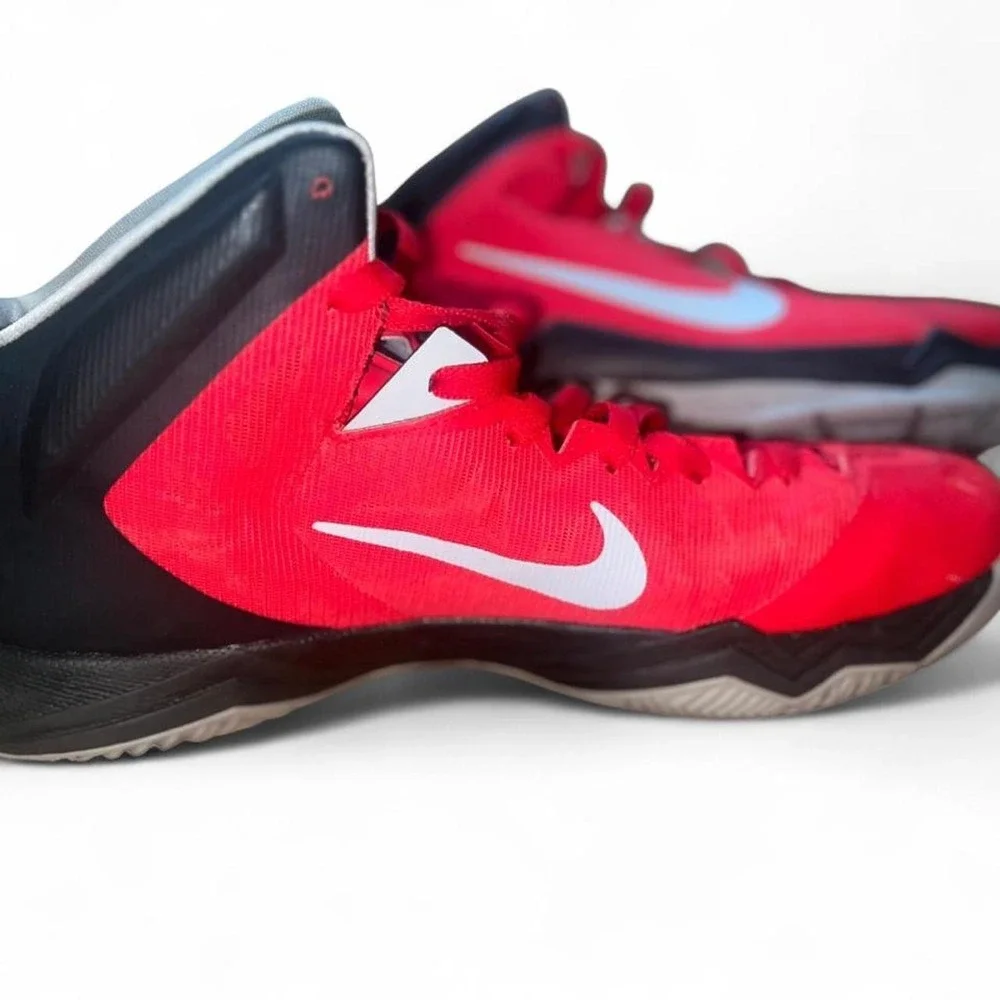 Nike Zoom Hyperquickness Men's Size 12 Red Black Basketball Shoes 599519-602